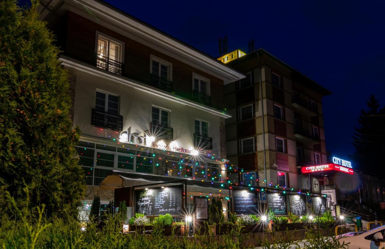 City Hotel ميسكولك المظهر الخارجي الصورة